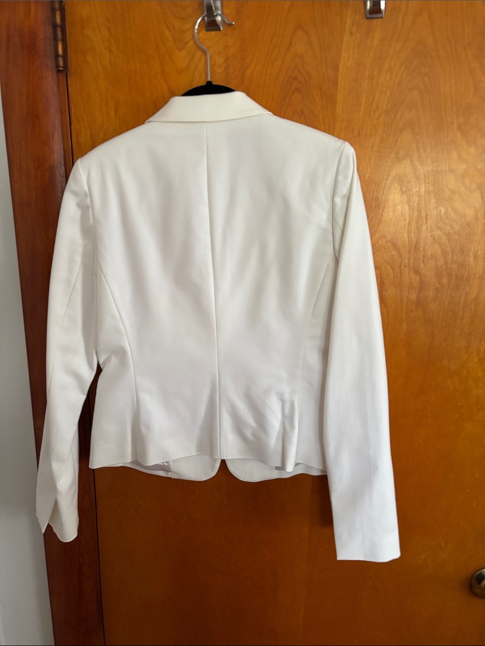 Tahari White Double-Button Tailored Blazer - Picture 3 of 4